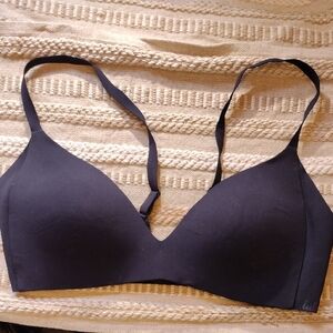 Black Wireless Lululemon Bra